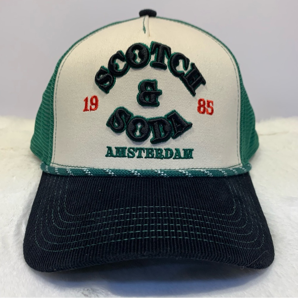 Scotch & Soda Breezy Adjustable Trucker Hat - Black/Green